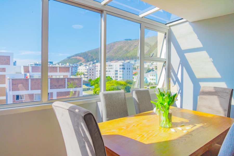 To Let 3 Bedroom Property for Rent in Sea Point Western Cape